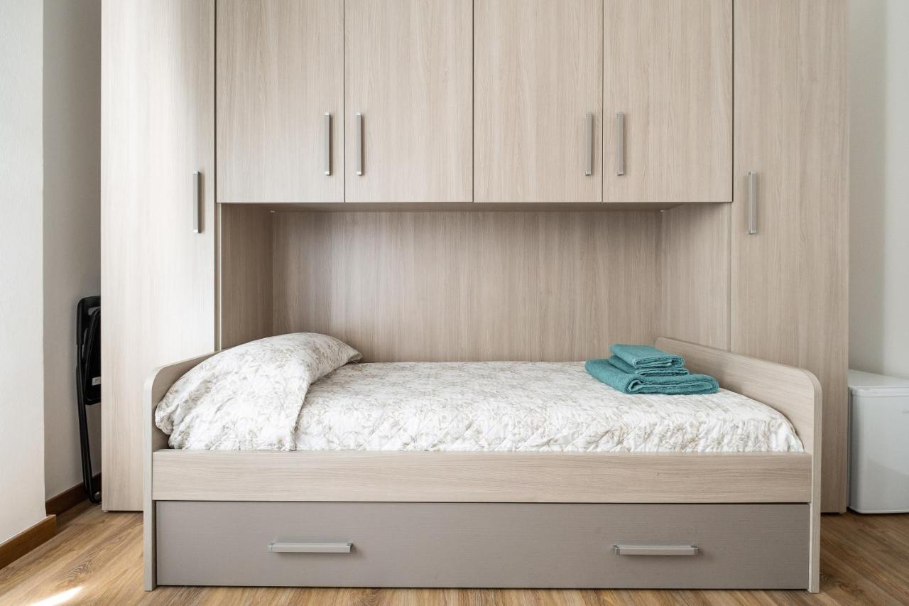 Studio 24 - Holiday & Business Apartment 볼로냐 외부 사진